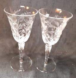 Elegant Crystal Wine Glasses